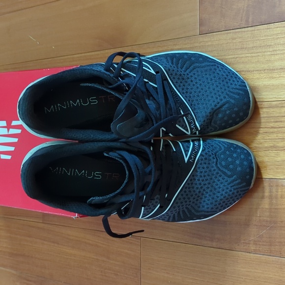 EUC New Balance Minimus TR men's size 8 2E - Picture 3 of 8